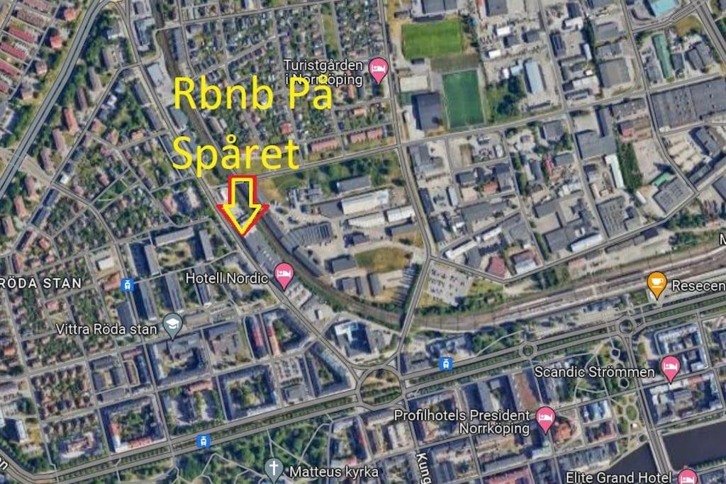 Nr6 Pa Sparet Norrköping Esterno foto
